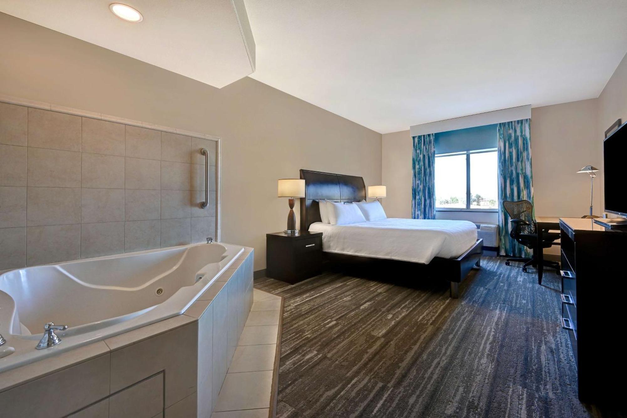 Hilton Garden Inn San Bernardino Esterno foto