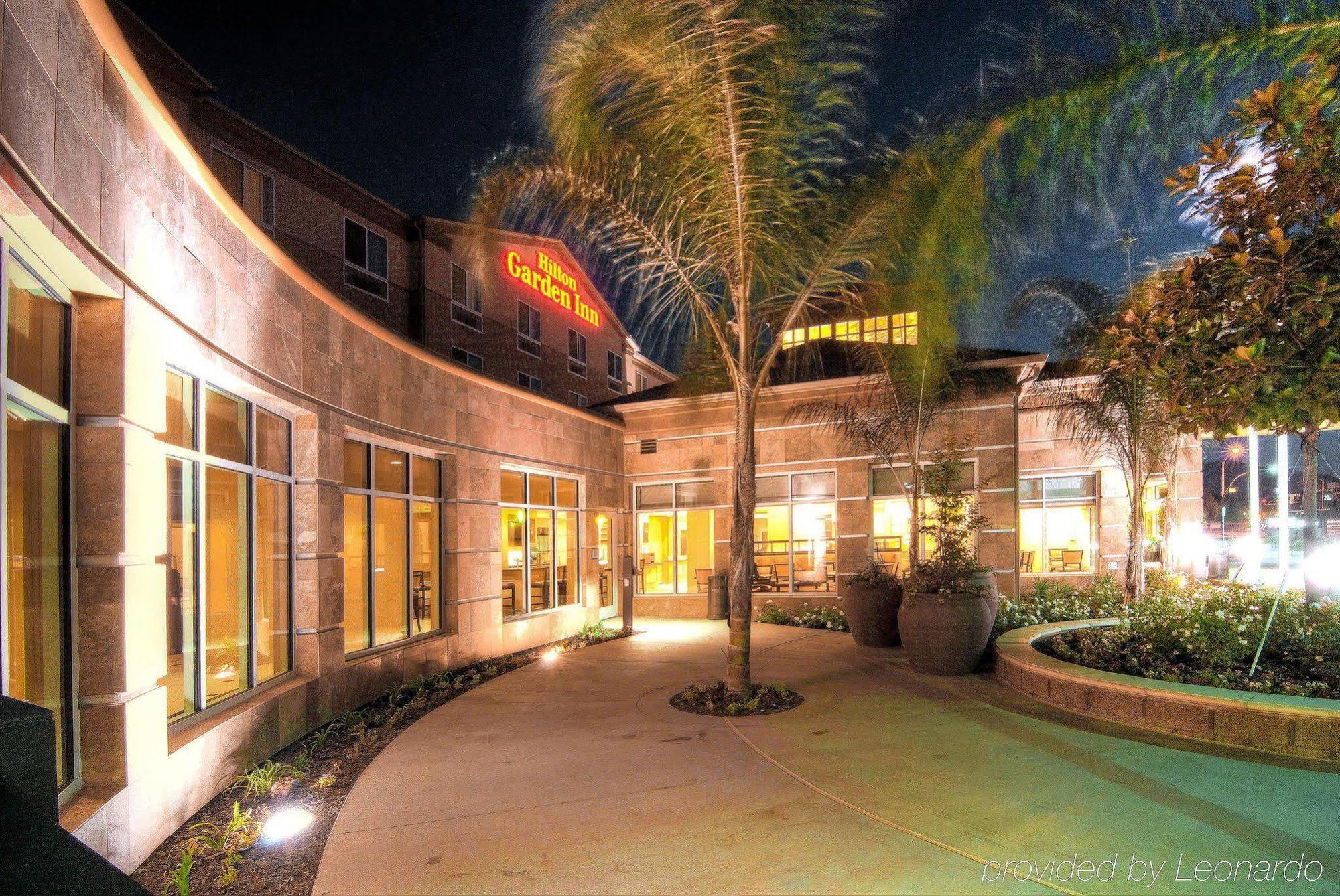 Hilton Garden Inn San Bernardino Esterno foto